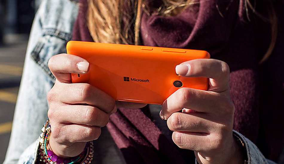 Microsoft hints leaving mobile phone biz