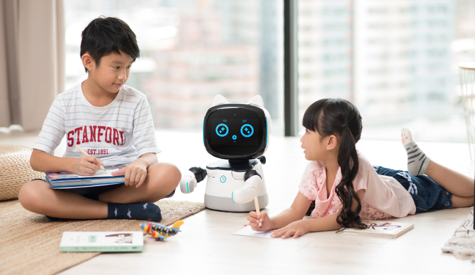 MWC 2019: Taiwan Excellence presents Kebbi, Robelf and Smart Service humanoid Robots