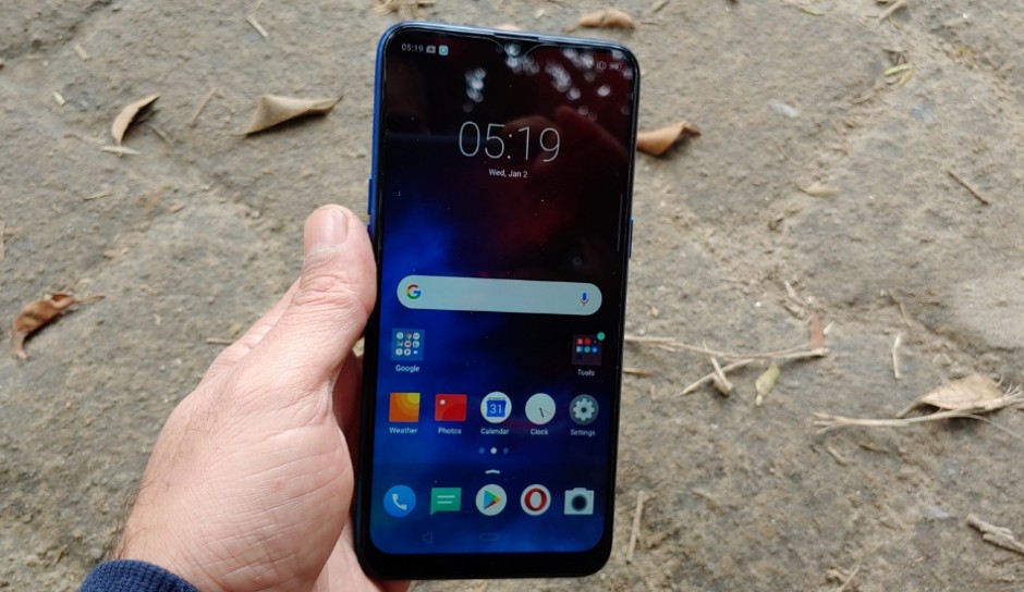 Realme 3 First Impressions: Refined software, standard design