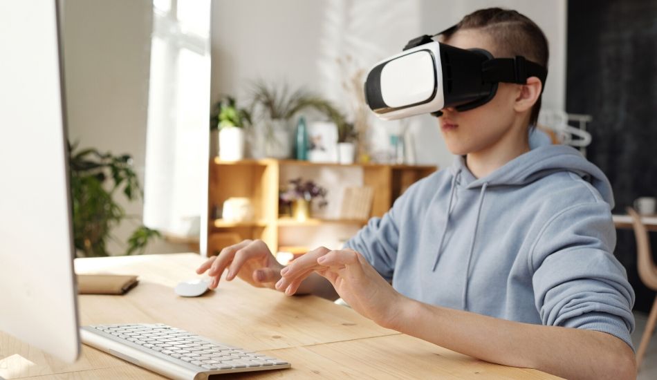 Will VR Gain momentum in 2020?