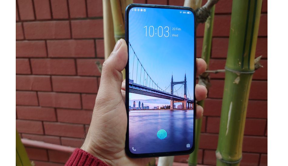 Vivo V15 Pro in Pictures