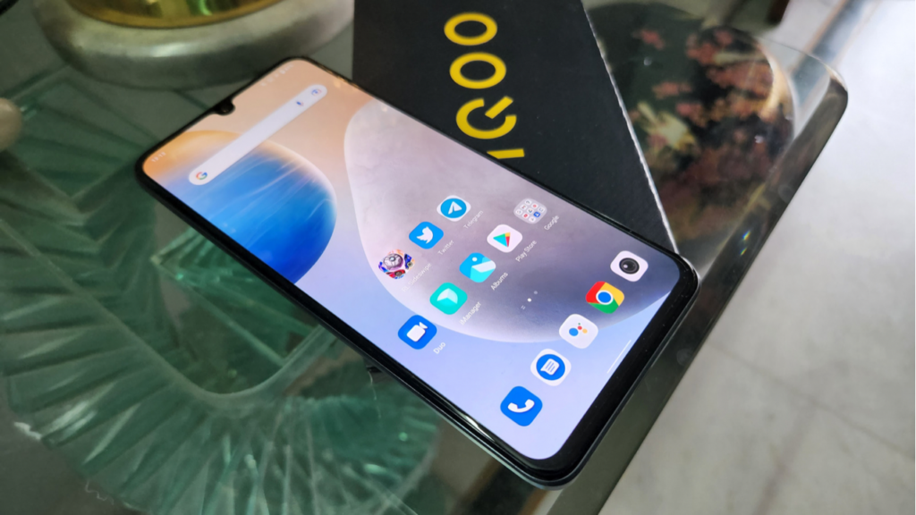 Iqoo z6 pro front