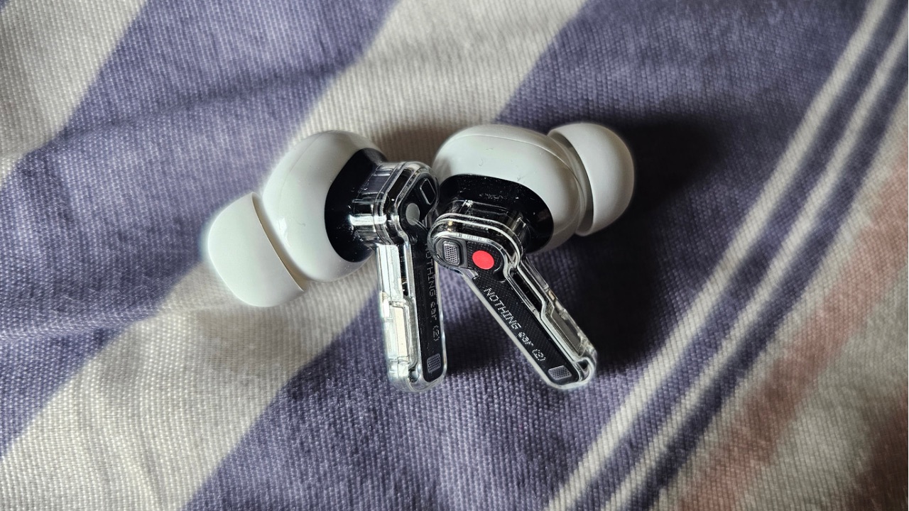 Nothing Ear(2) black edition review: Good pair of TWS earbuds