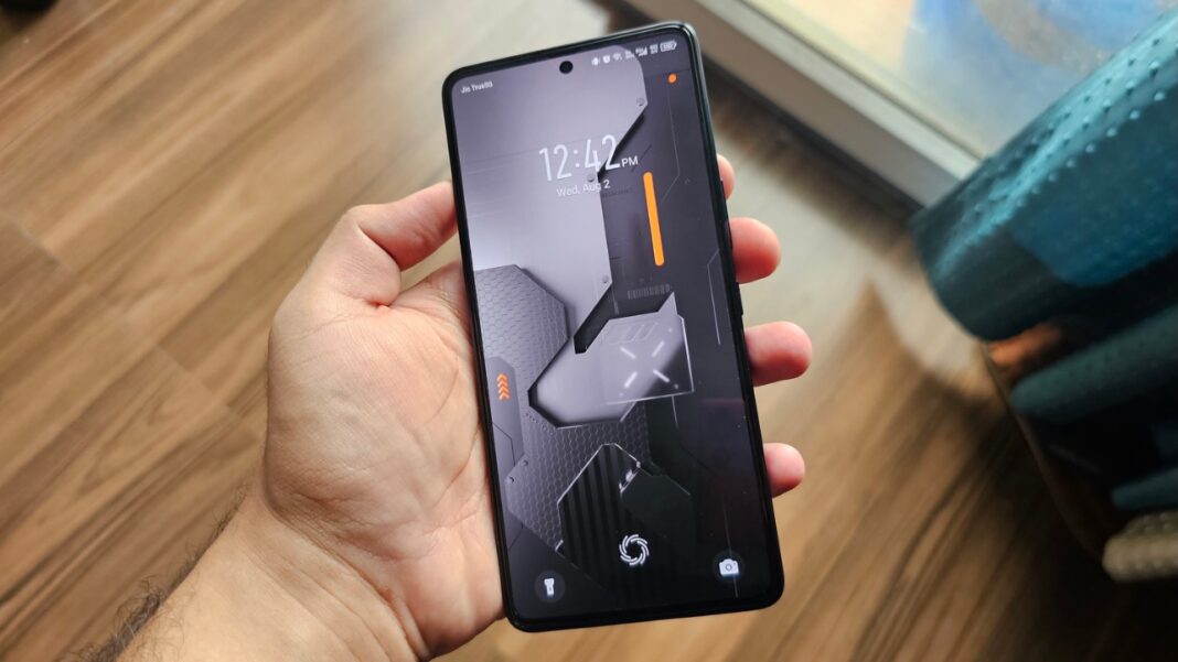 Infinix GT 10 Pro display