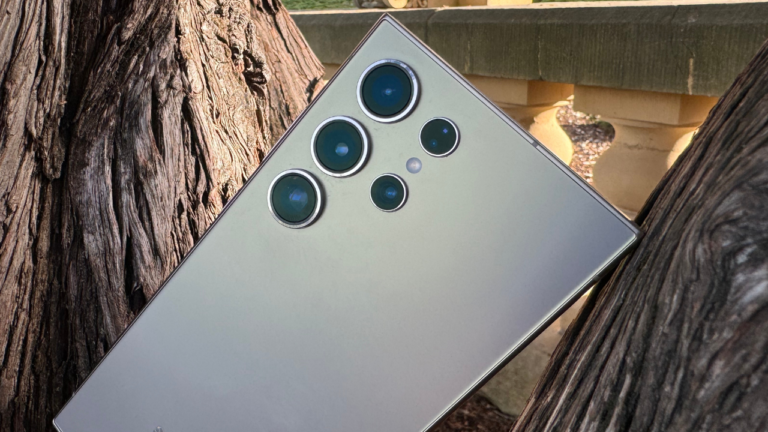 Samsung May Drop the ‘Galaxy’ Branding for its Premium Phones
