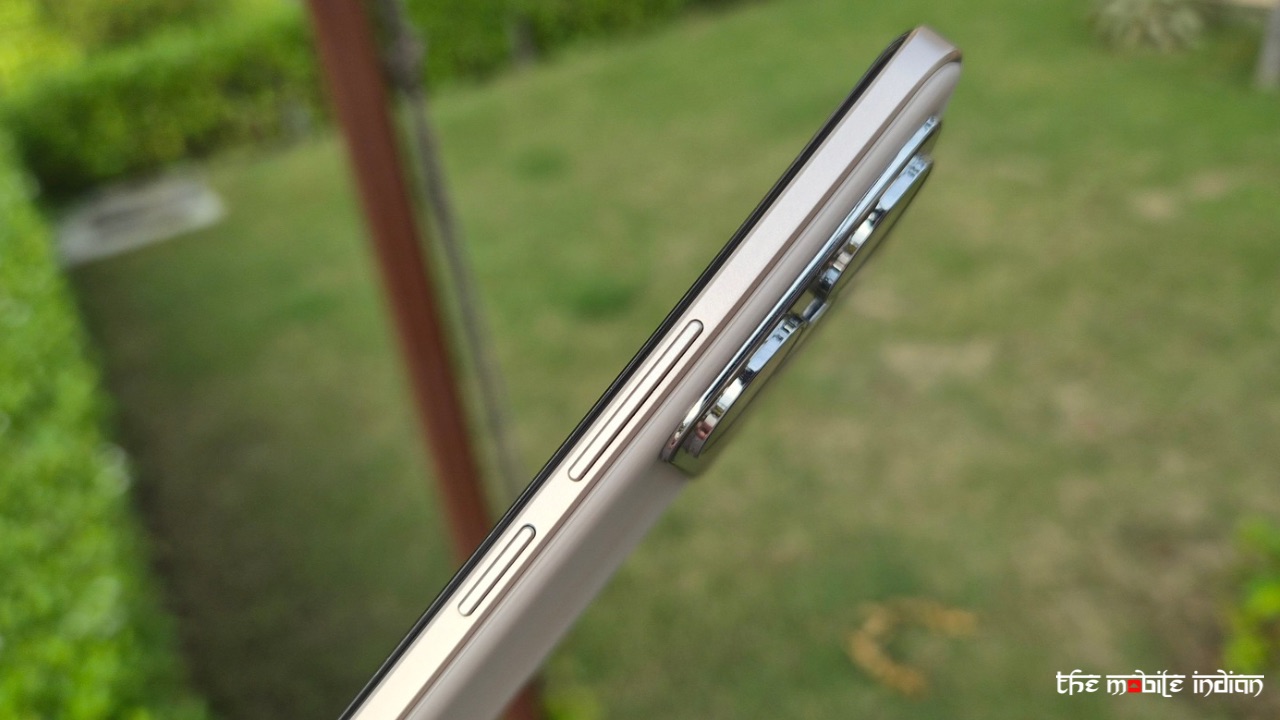 Realme P4 Pro side