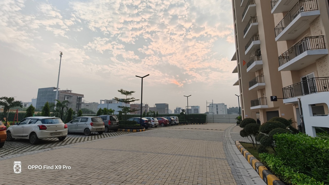 Oppo Find X9 Pro ultrawide 2