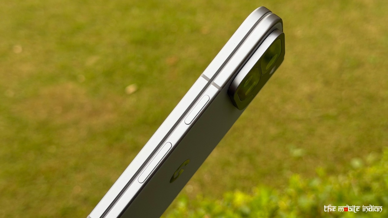 Pixel 10 Pro Fold sides